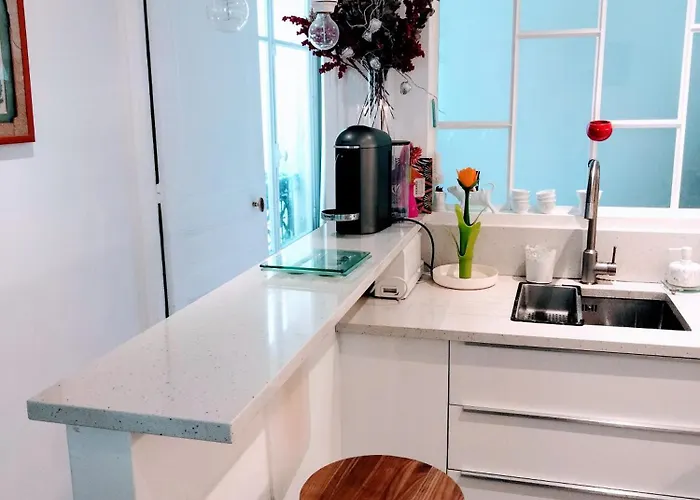 Batignolles Chic 75 M2 아파트 파리